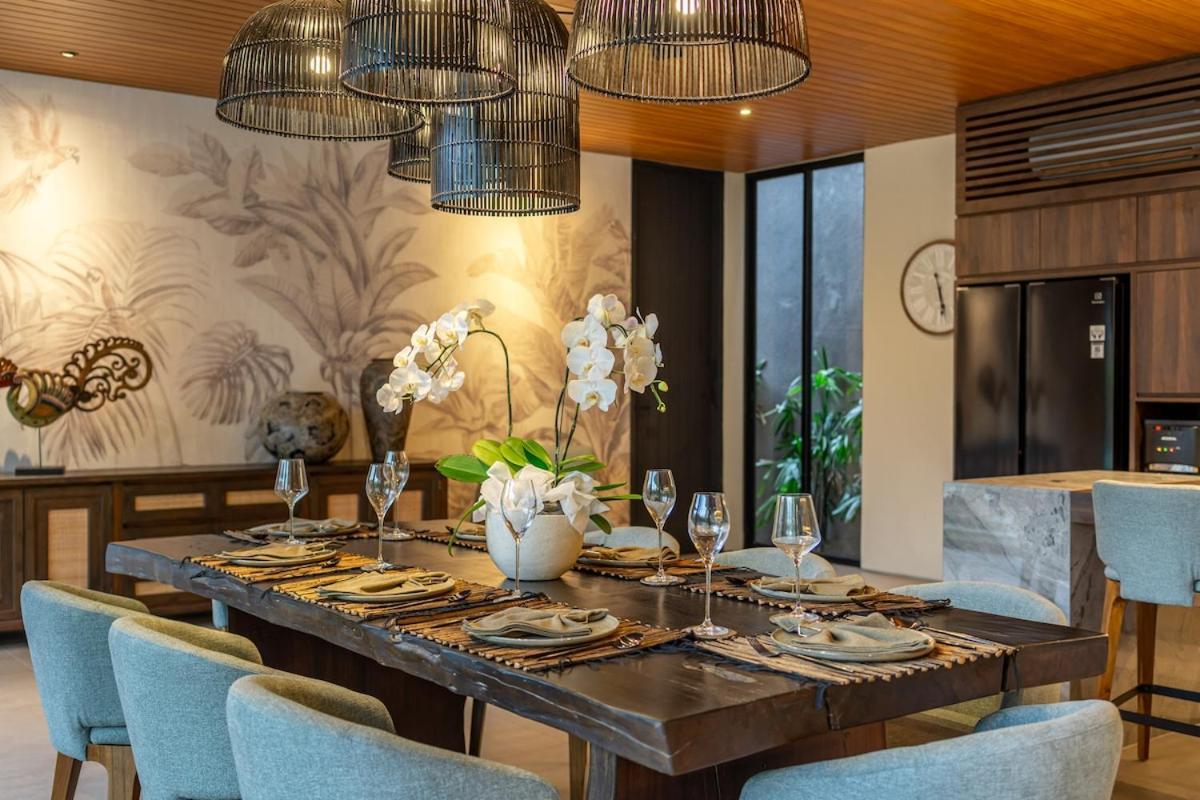 The Plaza 4br With Pool In Bali S Eat Street * Seminyak (Bali)