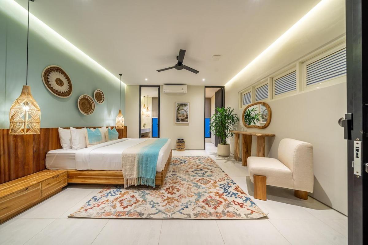 Villa The Plaza 4br With Pool In Bali S Eat Street