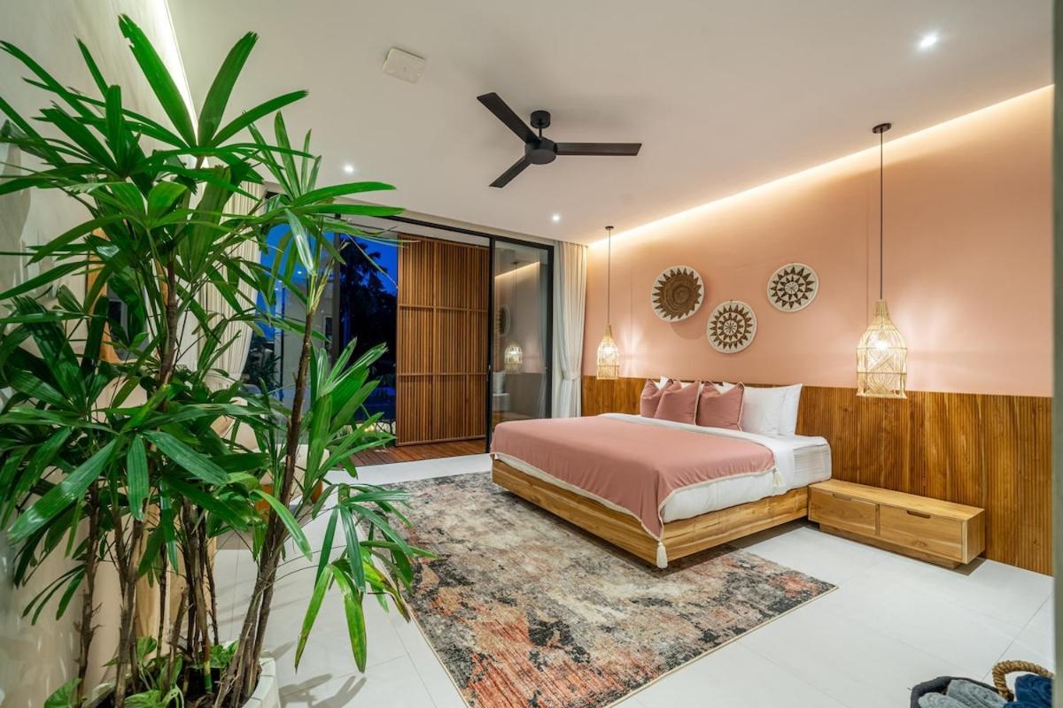 The Plaza 4br With Pool In Bali S Eat Street Villa Seminyak (Bali)